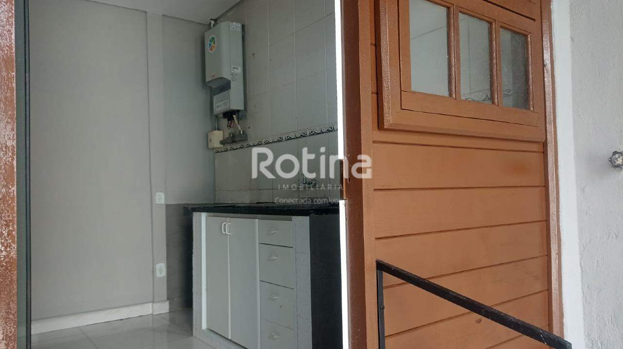 Casa para alugar, 4 quartos em Uberlândia no bairro Vila Póvoa no valor de R$ 4.620,00 - Rotina Imobiliária: 