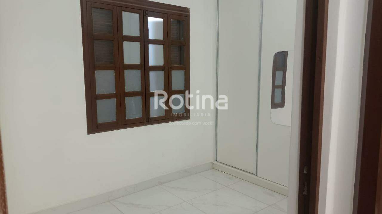 Casa para alugar, 4 quartos em Uberlândia no bairro Vila Póvoa no valor de R$ 4.620,00 - Rotina Imobiliária: 