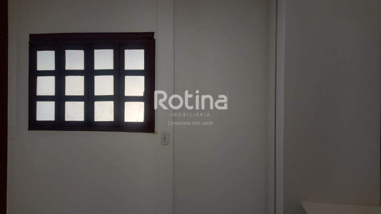 Casa para alugar, 4 quartos em Uberlândia no bairro Vila Póvoa no valor de R$ 4.620,00 - Rotina Imobiliária: 
