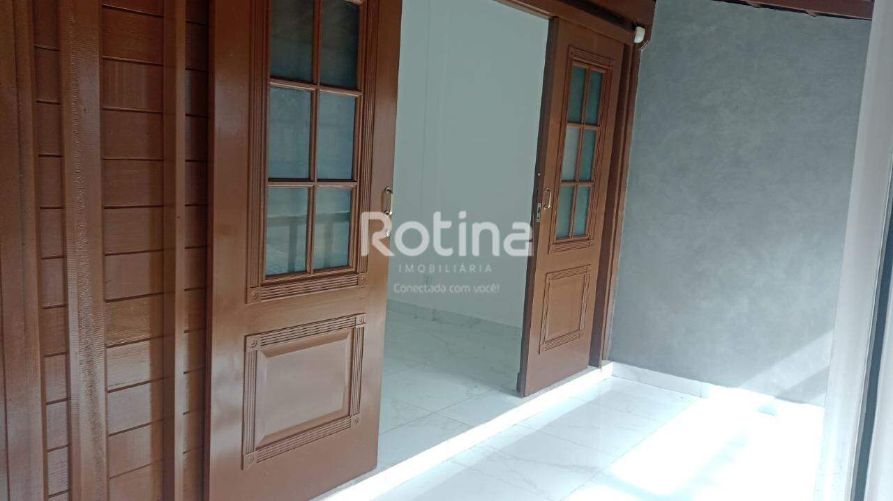 Casa para alugar, 4 quartos em Uberlândia no bairro Vila Póvoa no valor de R$ 4.620,00 - Rotina Imobiliária: 