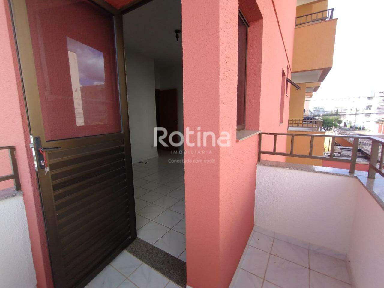 Apartamento para alugar, 3 quartos em Uberlândia no bairro Santa Mônica no valor de R$ 2.300,00 - Rotina Imobiliária: 
