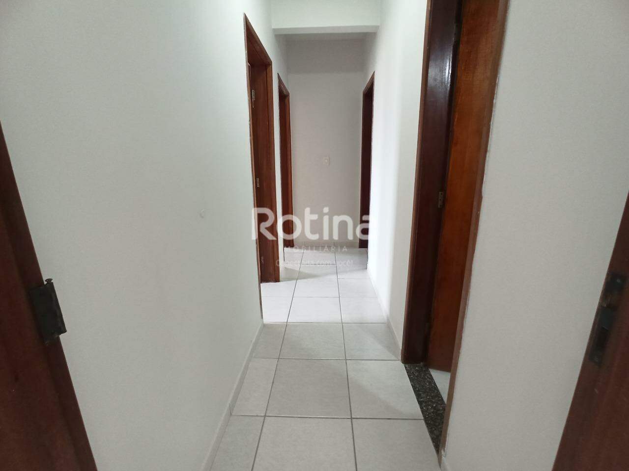 Apartamento para alugar, 3 quartos em Uberlândia no bairro Saraiva no valor de R$ 1.850,00 - Rotina Imobiliária: 
