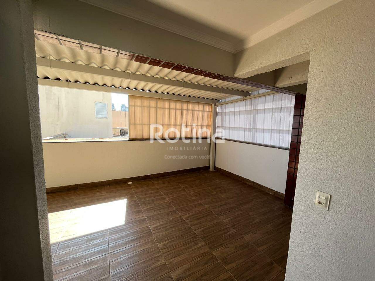 Apartamento para alugar, 2 quartos em Uberlândia no bairro Morada da Colina no valor de R$ 1.500,00 - Rotina Imobiliária: 