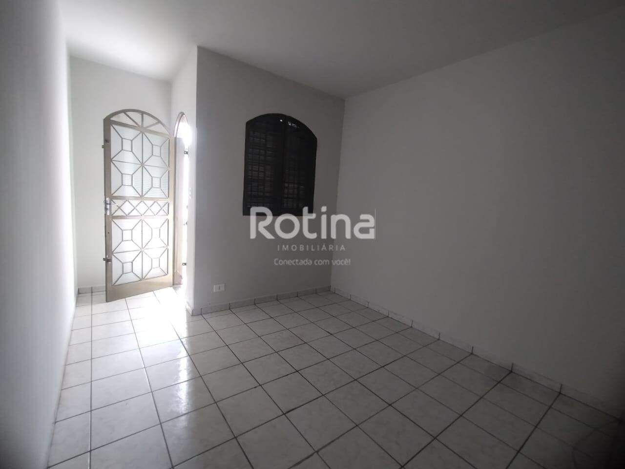 Casa para alugar, 2 quartos em Uberlândia no bairro Martins no valor de R$ 1.600,00 - Rotina Imobiliária: 