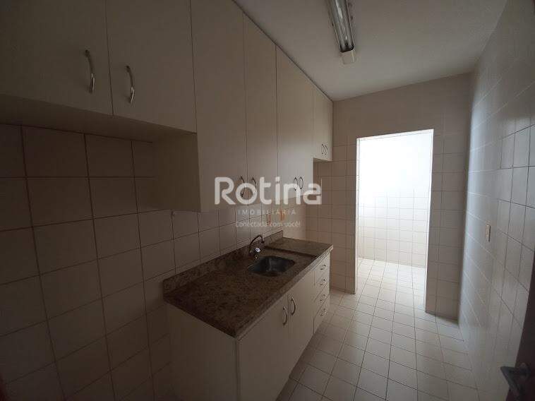 Apartamento para alugar, 2 quartos em Uberlândia no bairro Saraiva no valor de R$ 1.600,00 - Rotina Imobiliária: 
