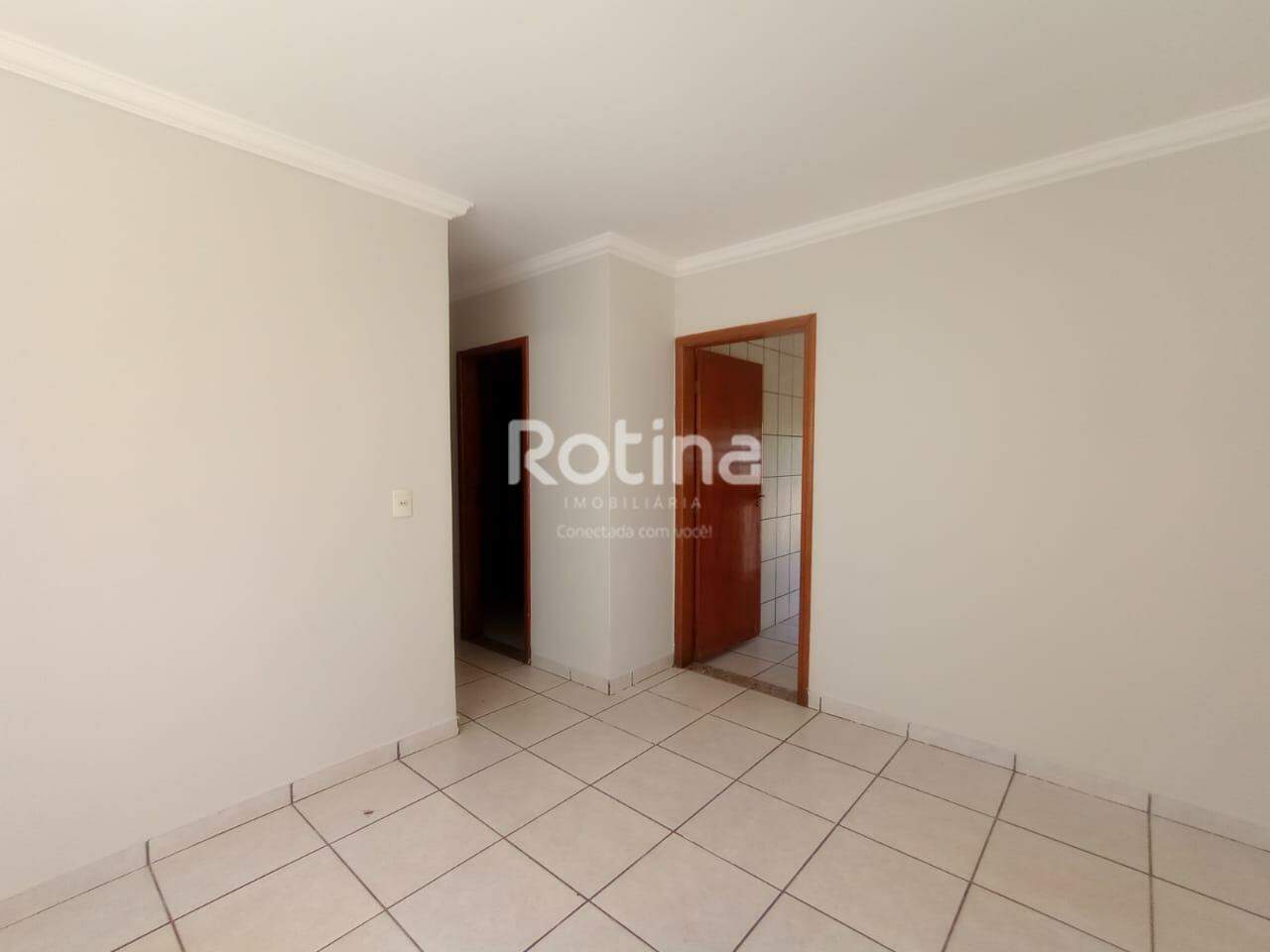 Casa para alugar, 2 quartos em Uberlândia no bairro Morada da Colina no valor de R$ 2.800,00 - Rotina Imobiliária: 