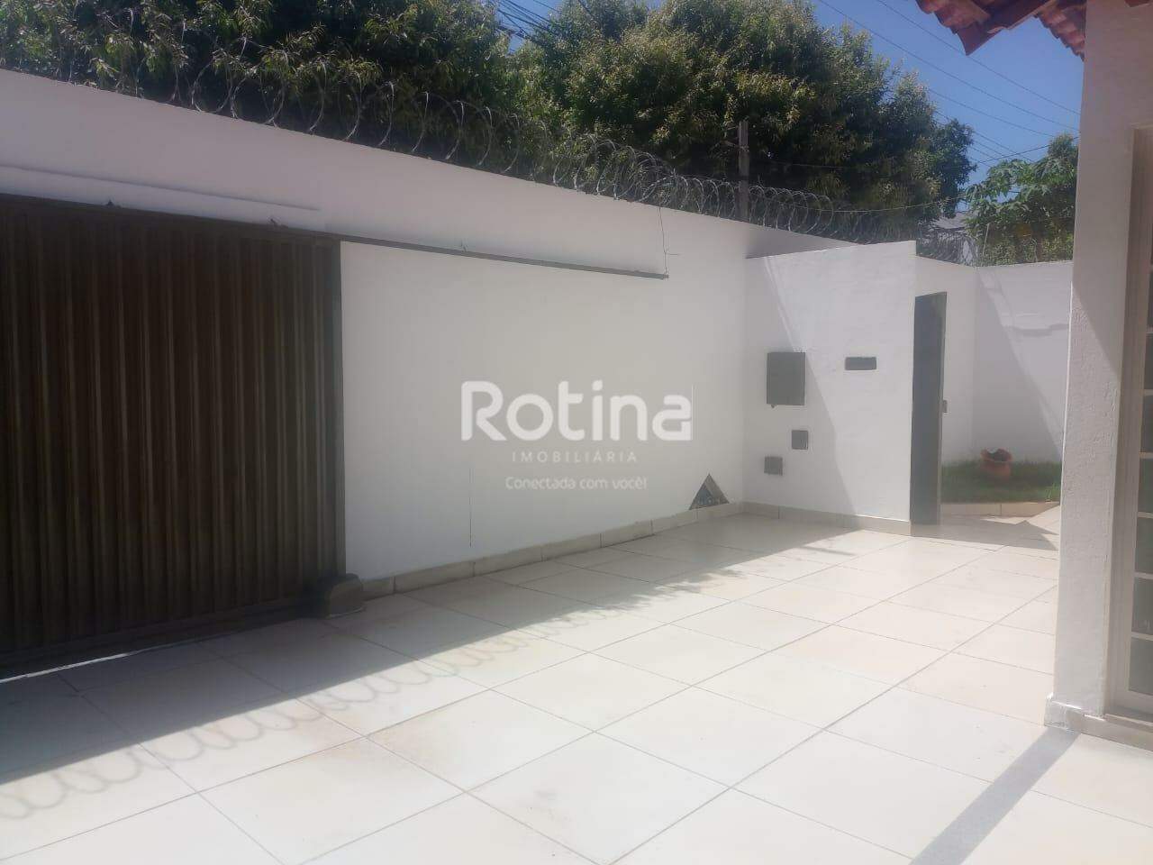 Casa para alugar, 2 quartos em Uberlândia no bairro Morada da Colina no valor de R$ 2.800,00 - Rotina Imobiliária: 