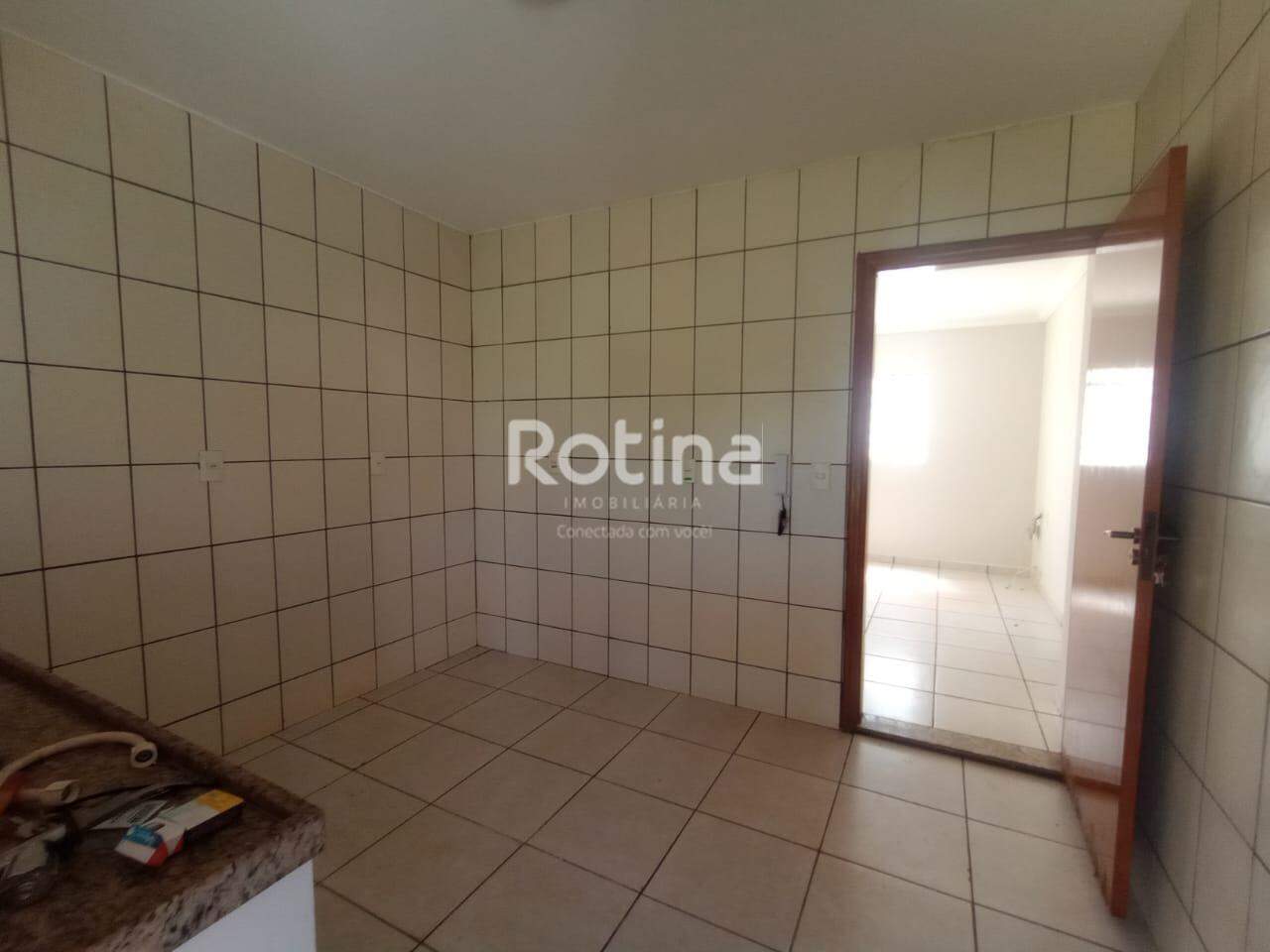 Casa para alugar, 2 quartos em Uberlândia no bairro Morada da Colina no valor de R$ 2.800,00 - Rotina Imobiliária: 
