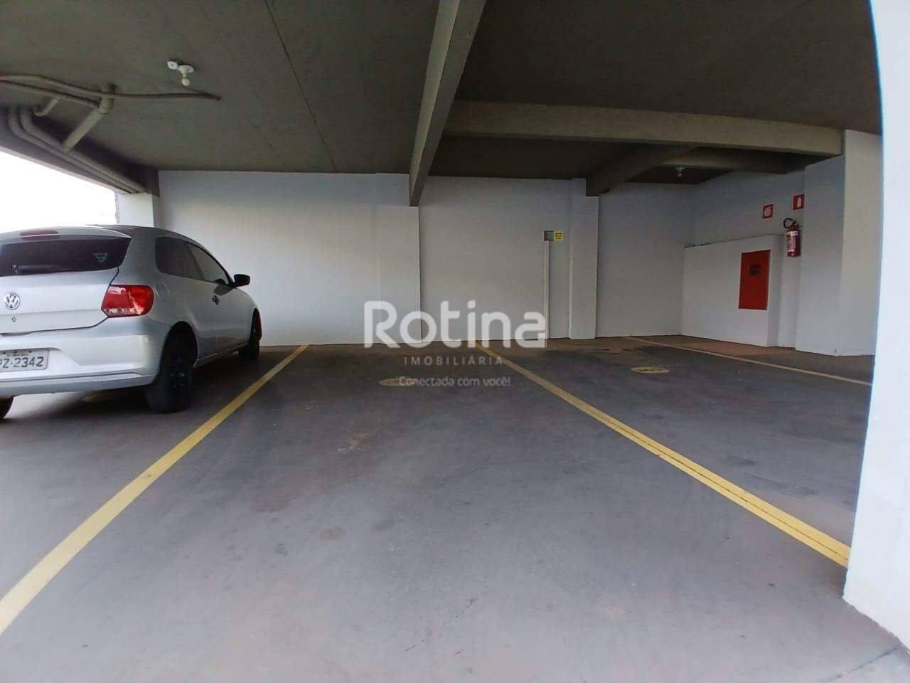Apartamento para alugar, 2 quartos em Uberlândia no bairro Saraiva no valor de R$ 1.700,00 - Rotina Imobiliária: 