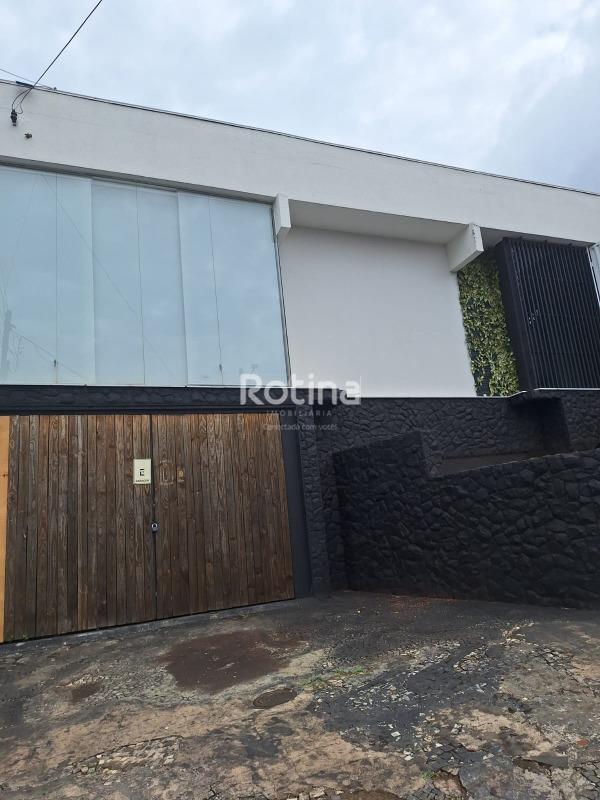 Casa para alugar, 2 quartos em Uberlândia no bairro General Osório no valor de R$ 8.000,00 - Rotina Imobiliária: 