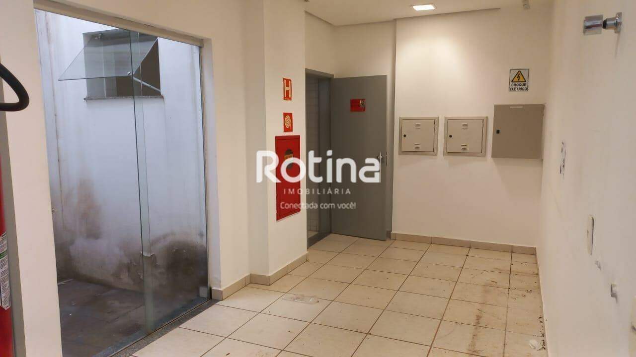 Loja para alugar, em Uberlândia no bairro Lídice no valor de R$ 23.000,00 - Rotina Imobiliária: 