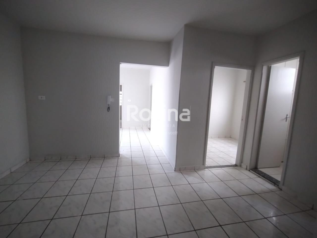 Casa para alugar, 3 quartos em Uberlândia no bairro Nossa Senhora Aparecida no valor de R$ 1.400,00 - Rotina Imobiliária: 