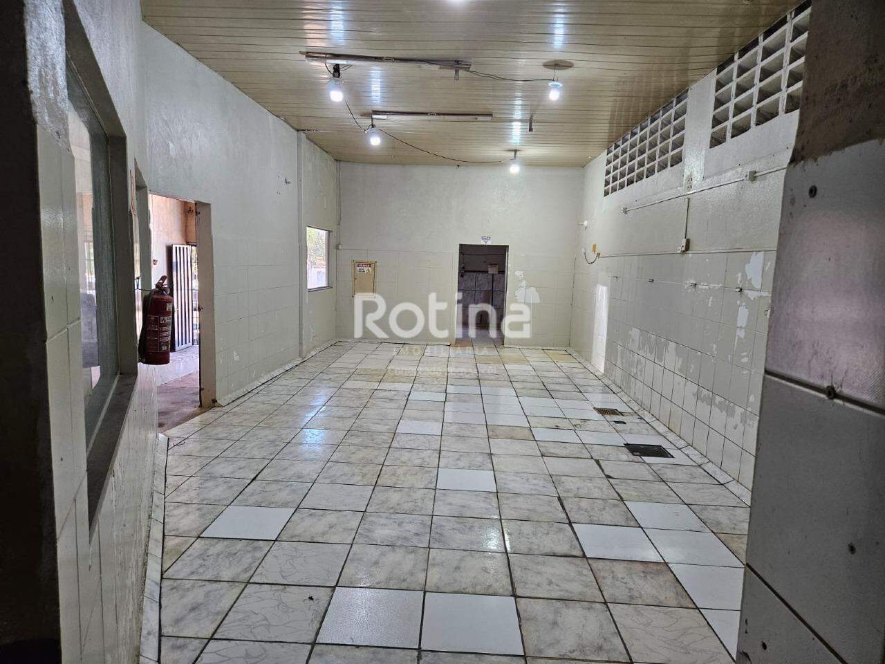 Galpão para alugar, em Uberlândia no bairro Jardim Brasília no valor de R$ 3.800,00 - Rotina Imobiliária: 