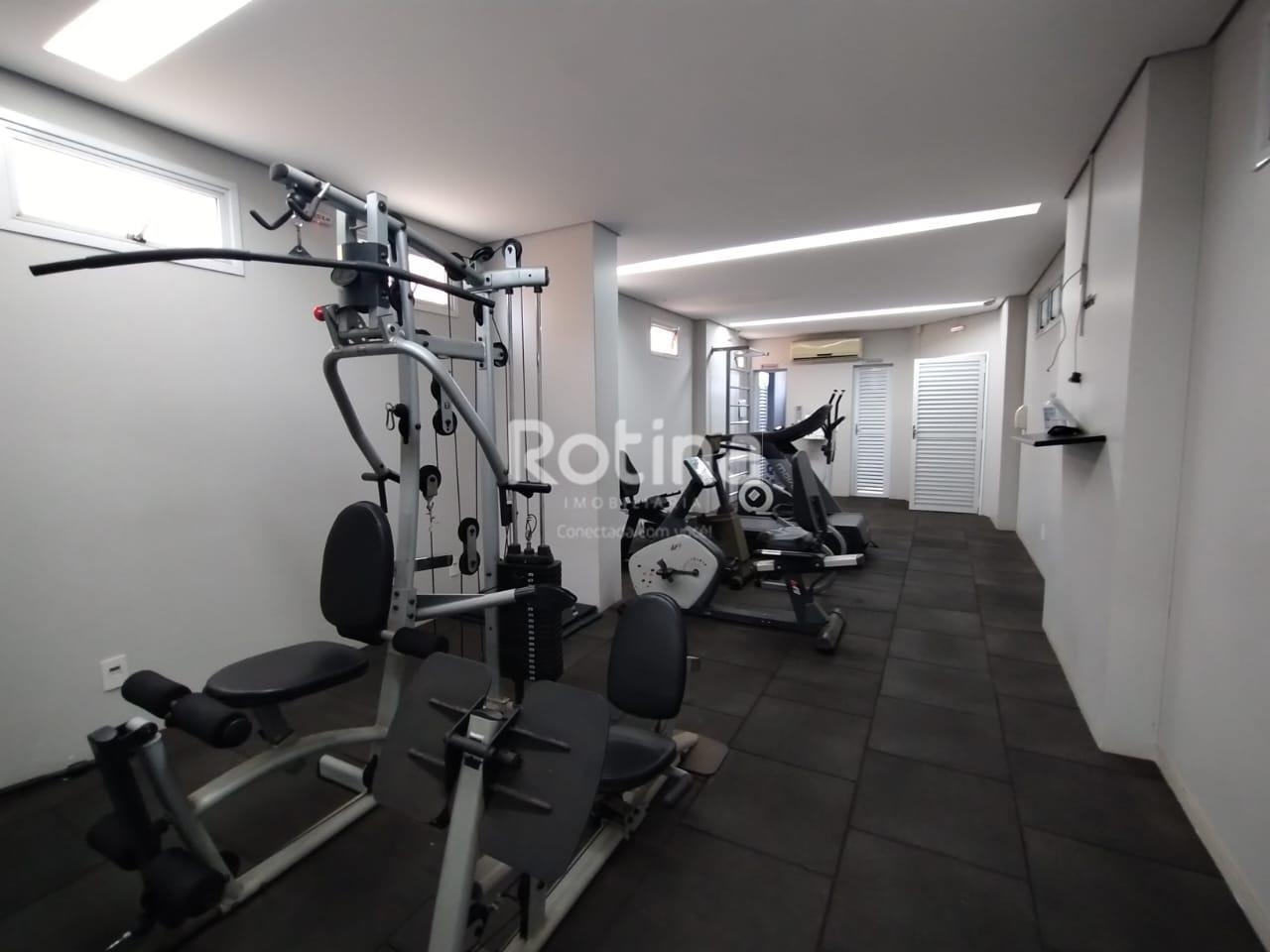 Apartamento para alugar, 3 quartos em Uberlândia no bairro Nossa Senhora Aparecida no valor de R$ 3.300,00 - Rotina Imobiliária: 