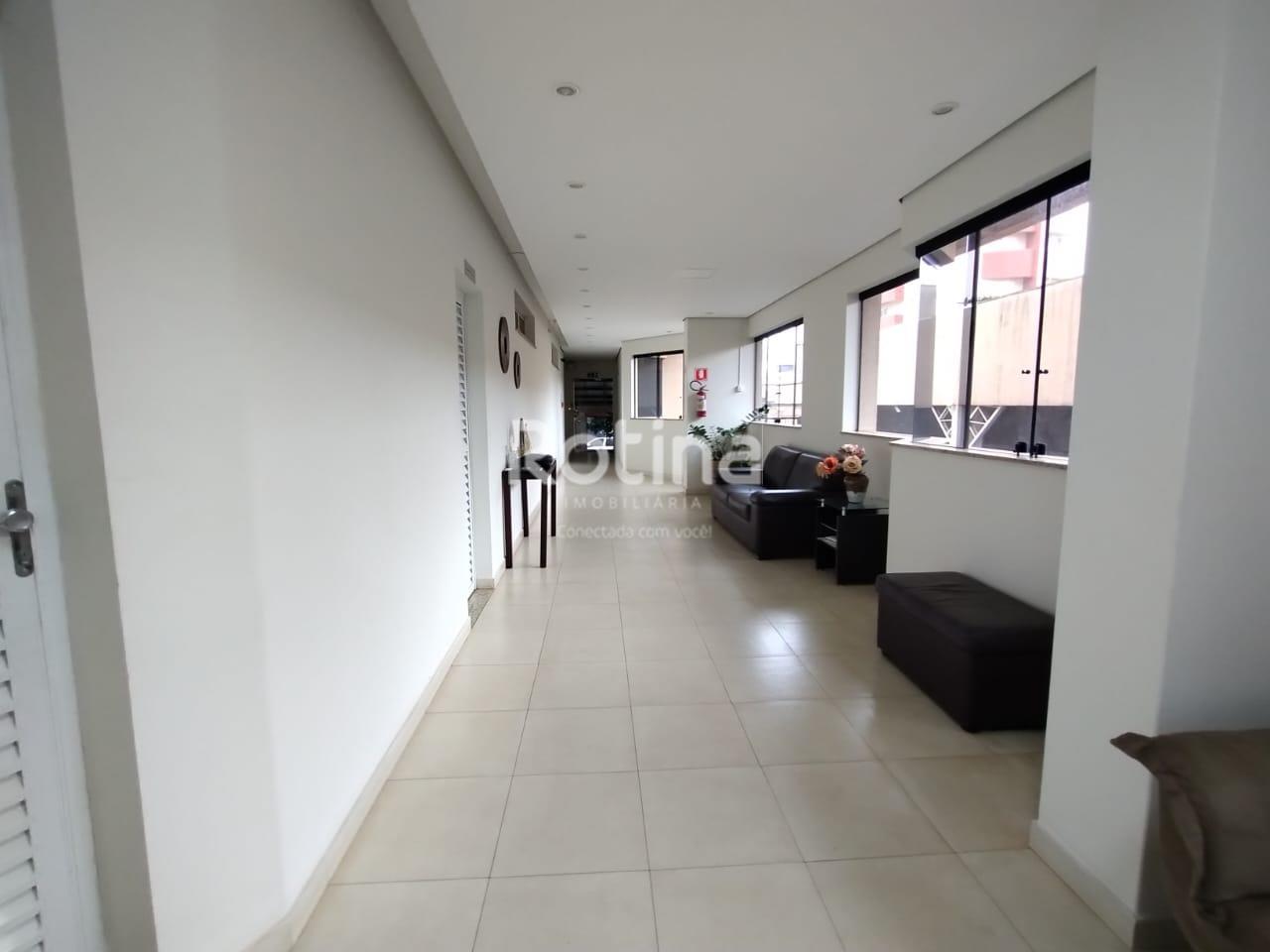 Apartamento para alugar, 3 quartos em Uberlândia no bairro Nossa Senhora Aparecida no valor de R$ 3.300,00 - Rotina Imobiliária: 