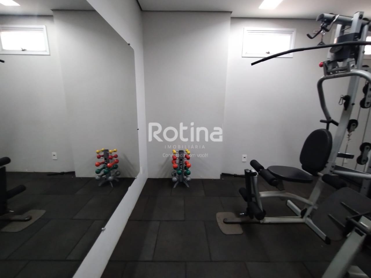 Apartamento para alugar, 3 quartos em Uberlândia no bairro Nossa Senhora Aparecida no valor de R$ 3.300,00 - Rotina Imobiliária: 