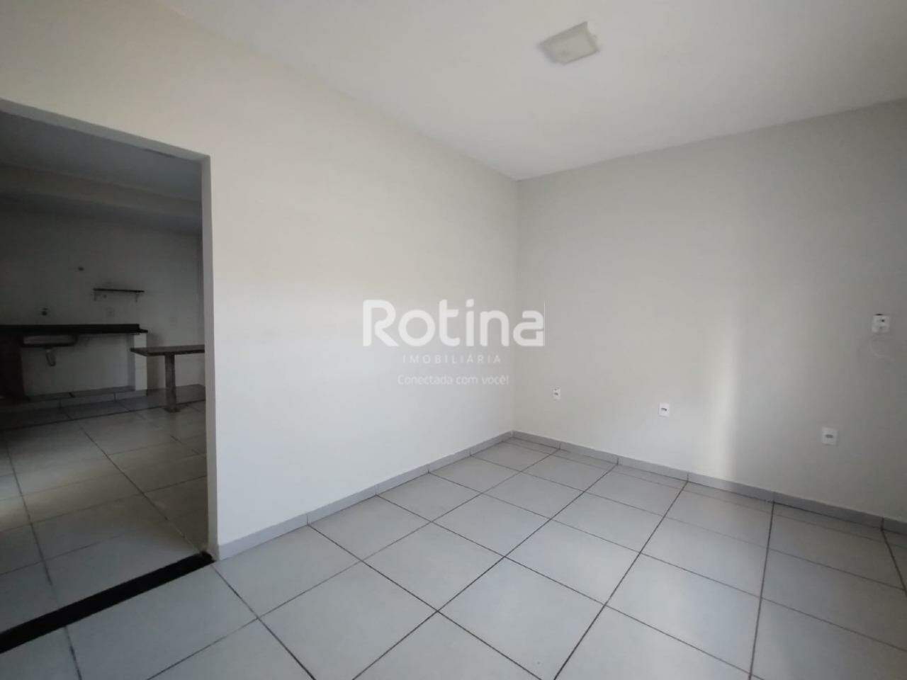 Casa para alugar, 3 quartos em Uberlândia no bairro Presidente Roosevelt no valor de R$ 1.650,00 - Rotina Imobiliária: 