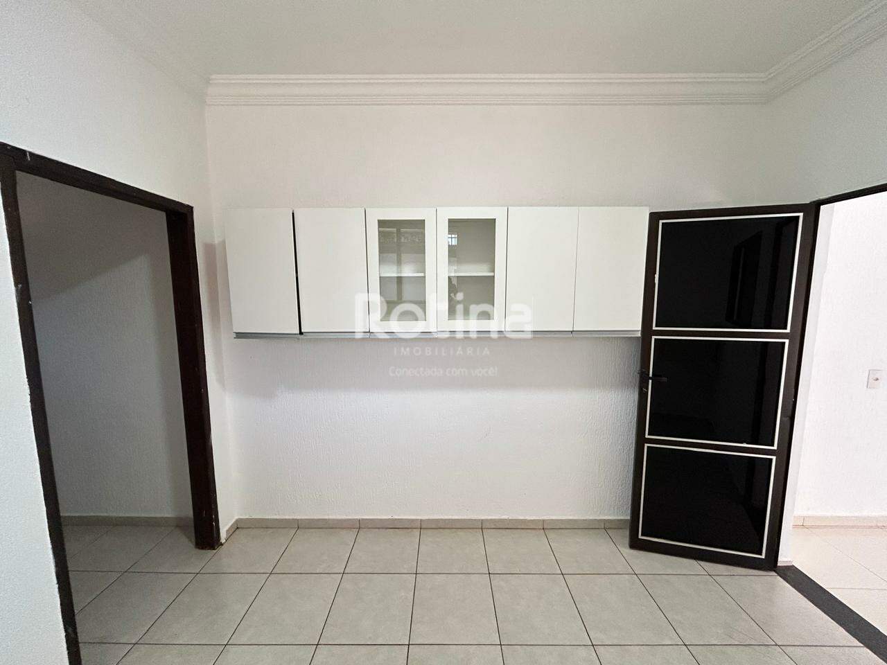 Casa para alugar, 4 quartos em Uberlândia no bairro Nossa Senhora Aparecida no valor de R$ 6.000,00 - Rotina Imobiliária: 