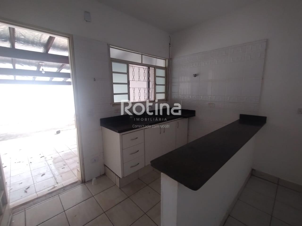Casa para alugar, 2 quartos em Uberlândia no bairro Morada da Colina no valor de R$ 1.700,00 - Rotina Imobiliária: 