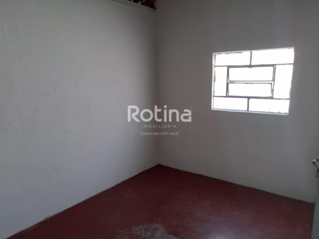 Casa para alugar, 2 quartos em Uberlândia no bairro Marta Helena no valor de R$ 1.200,00 - Rotina Imobiliária: 