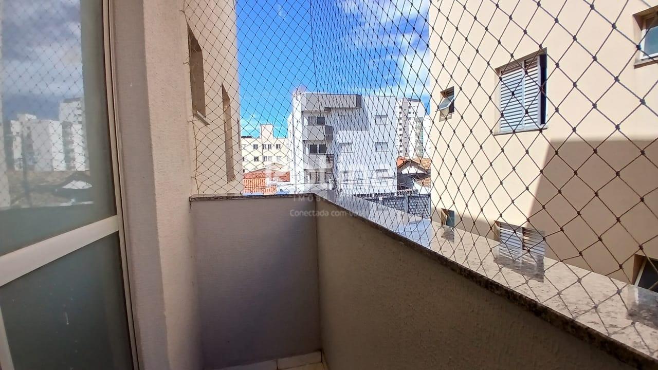 Apartamento para alugar, 2 quartos em Uberlândia no bairro Santa Mônica no valor de R$ 1.600,00 - Rotina Imobiliária: 