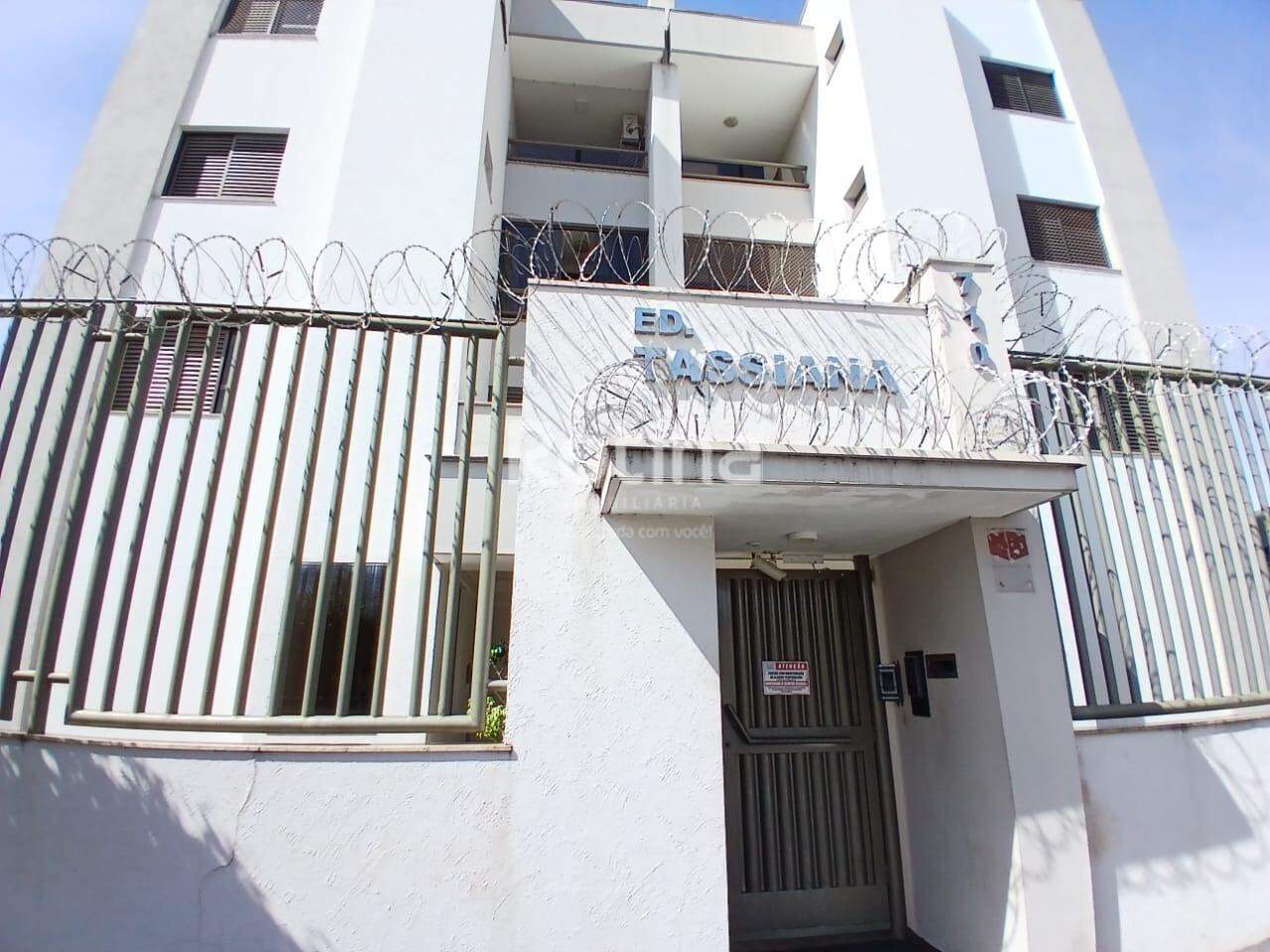Apartamento para alugar, 2 quartos em Uberlândia no bairro Saraiva no valor de R$ 2.400,00 - Rotina Imobiliária: 