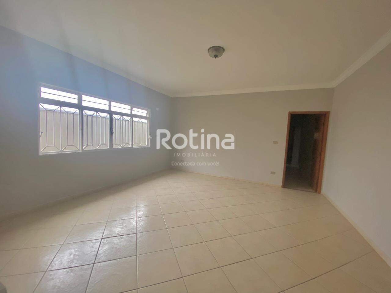 Casa para alugar, 4 quartos em Uberlândia no bairro Tabajaras no valor de R$ 4.800,00 - Rotina Imobiliária: 