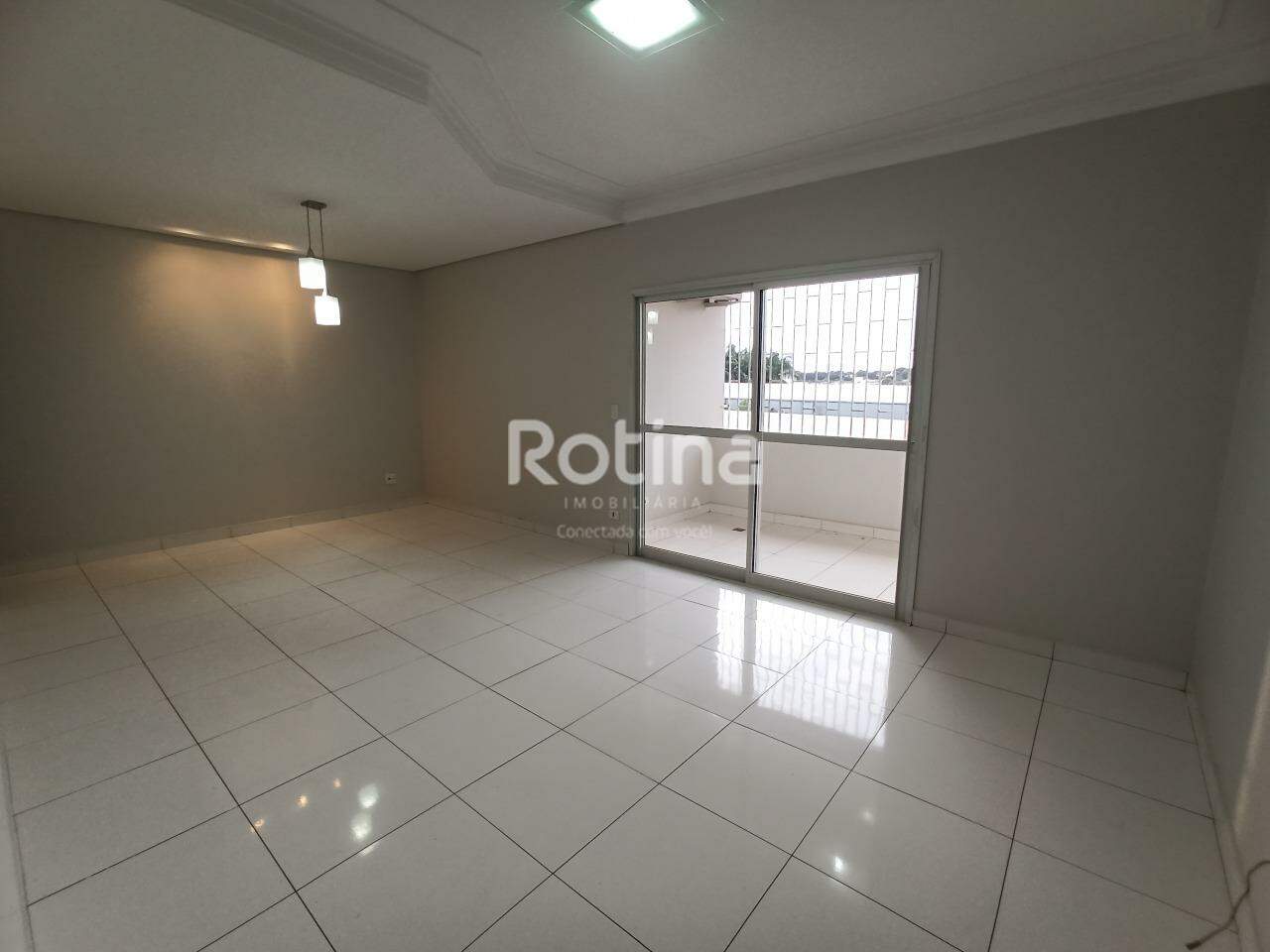 Apartamento para alugar, 3 quartos em Uberlândia no bairro Martins no valor de R$ 2.000,00 - Rotina Imobiliária: 