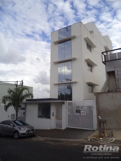 Sala para alugar, em Uberlândia no bairro Brasil no valor de R$ 1.500,00 - Rotina Imobiliária: 0528096.jpg
