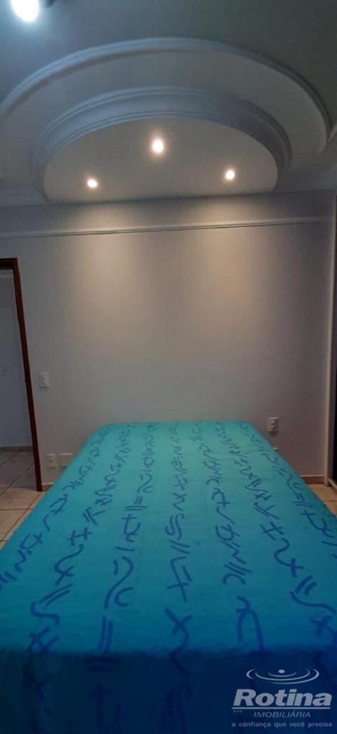 Apartamento para alugar, 3 quartos em Uberlândia no bairro Santa Mônica no valor de R$ 2.200,00 - Rotina Imobiliária: 0528103f.jpg
