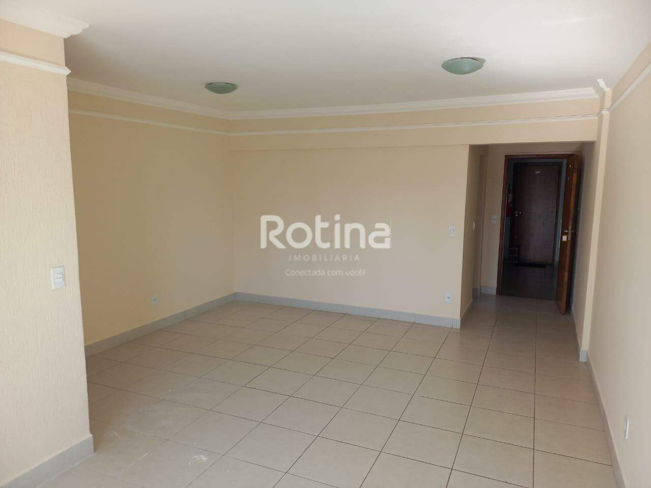 Apartamento para alugar, 3 quartos em Uberlândia no bairro Saraiva no valor de R$ 3.000,00 - Rotina Imobiliária: 