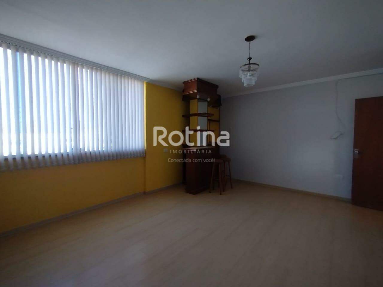 Apartamento para alugar, 3 quartos em Uberlândia no bairro Brasil no valor de R$ 2.400,00 - Rotina Imobiliária: 