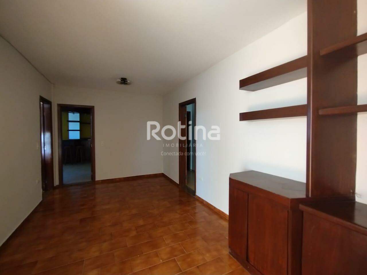 Apartamento para alugar, 3 quartos em Uberlândia no bairro Brasil no valor de R$ 2.400,00 - Rotina Imobiliária: 