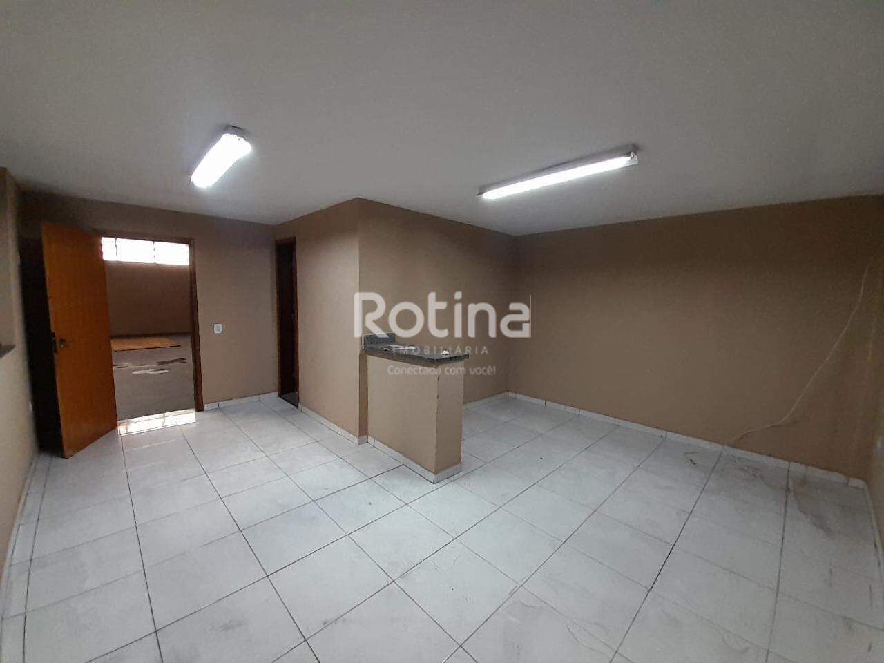 Galpão para alugar, em Uberlândia no bairro Custódio Pereira no valor de R$ 12.000,00 - Rotina Imobiliária: 