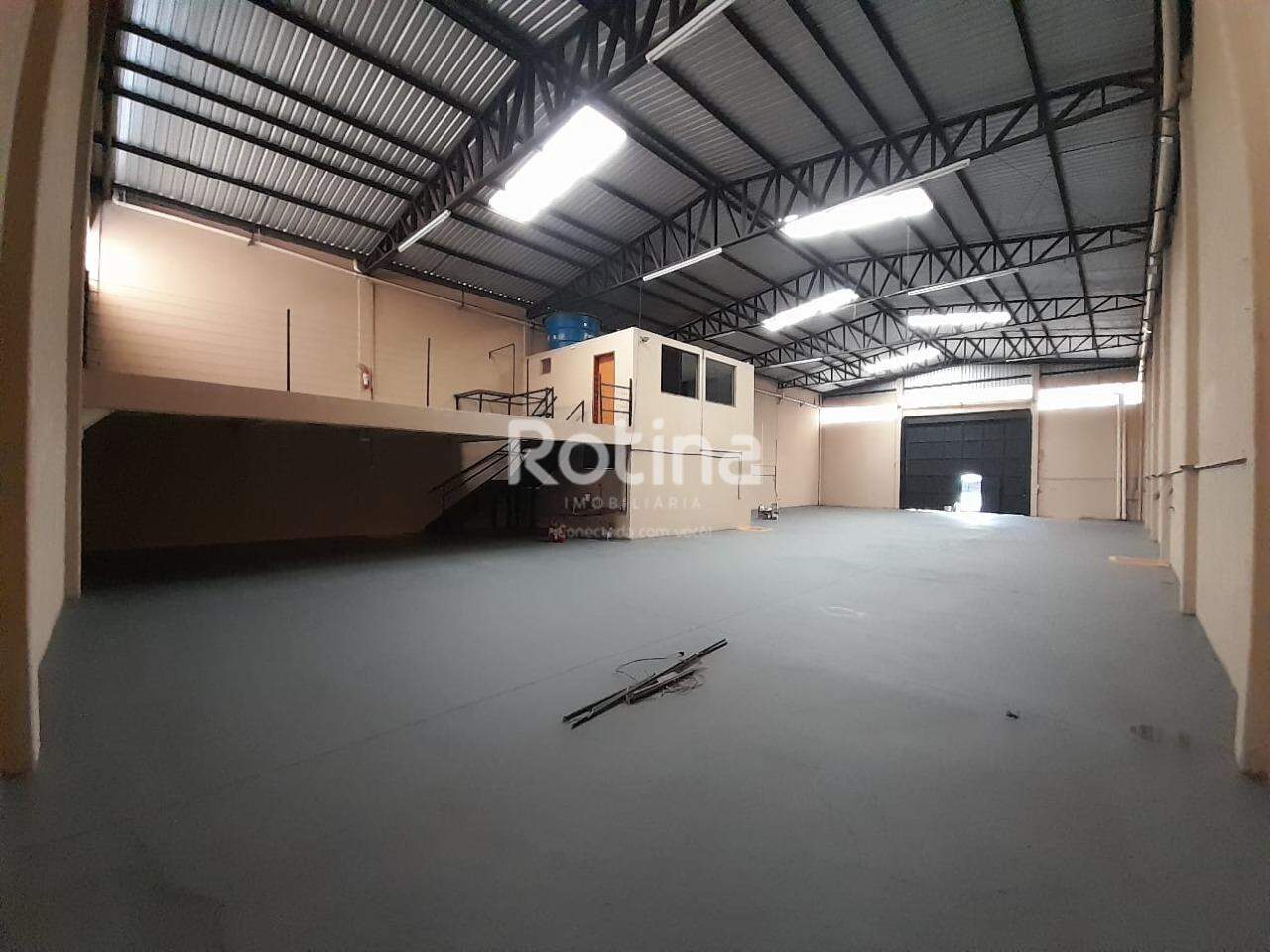 Galpão para alugar, em Uberlândia no bairro Custódio Pereira no valor de R$ 12.000,00 - Rotina Imobiliária: 