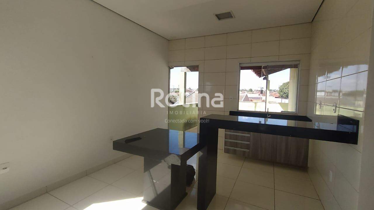 Apartamento para alugar, 2 quartos em Uberlândia no bairro Maravilha no valor de R$ 2.250,00 - Rotina Imobiliária: 