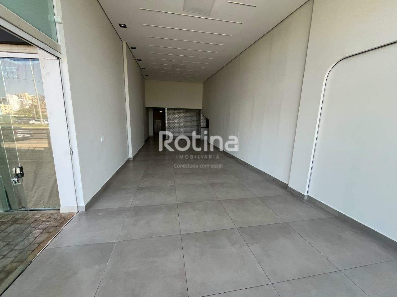 Loja para alugar, em Uberlândia no bairro Tabajaras no valor de R$ 7.000,00 - Rotina Imobiliária: 