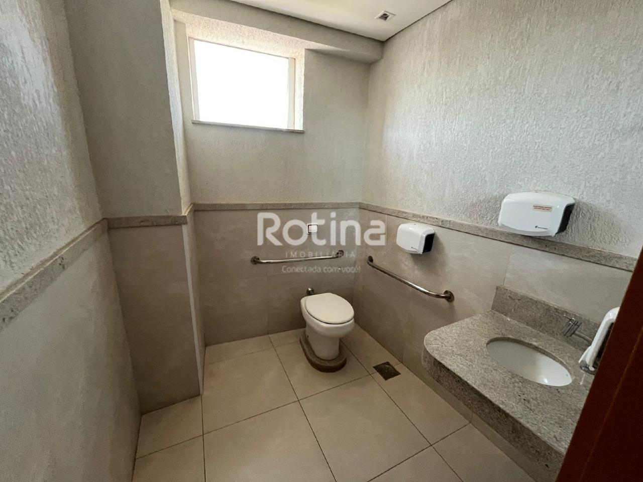 Sala para alugar, em Uberlândia no bairro Maracanã no valor de R$ 2.300,00 - Rotina Imobiliária: 