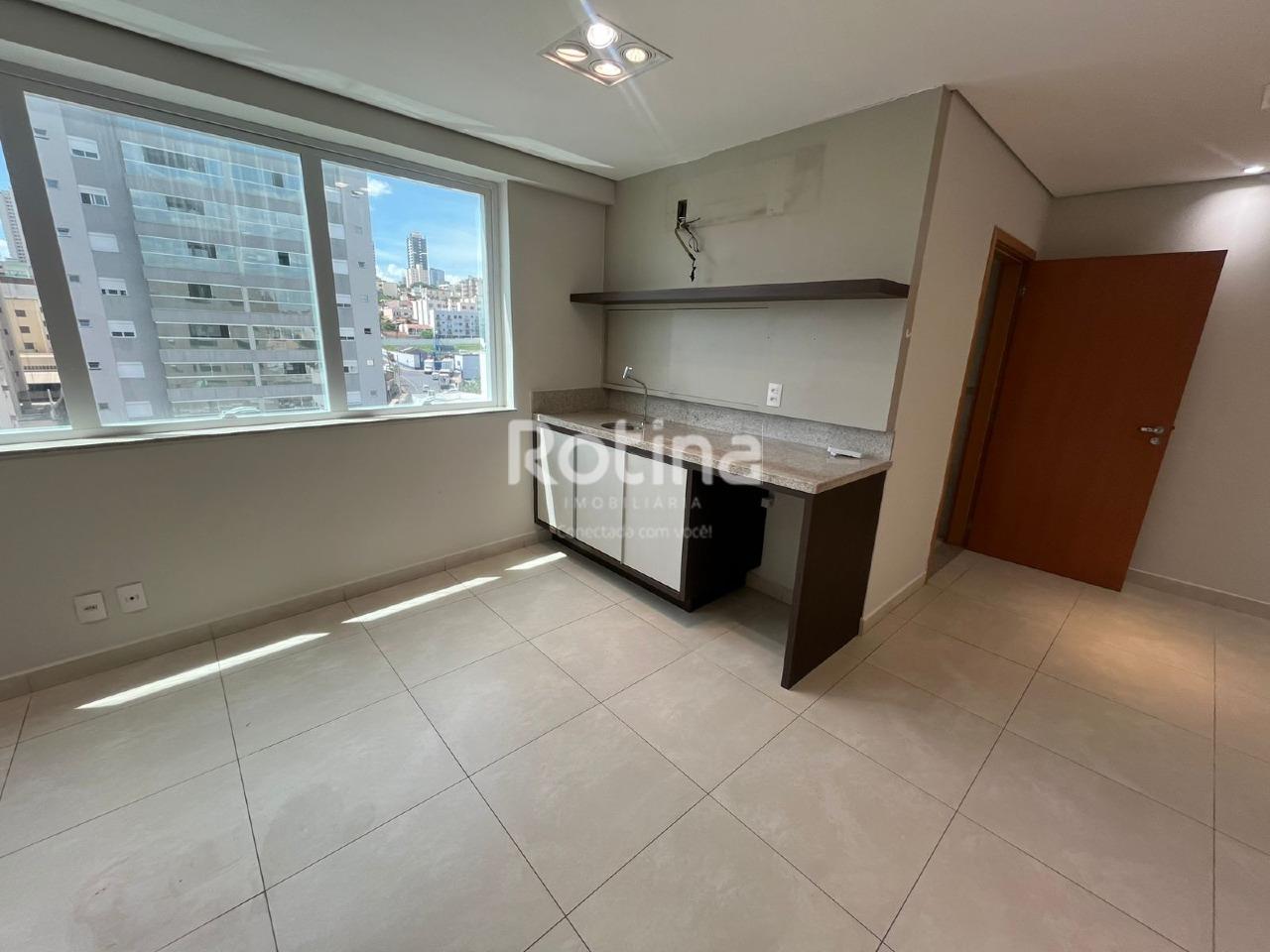 Sala para alugar, em Uberlândia no bairro Maracanã no valor de R$ 3.000,00 - Rotina Imobiliária: 