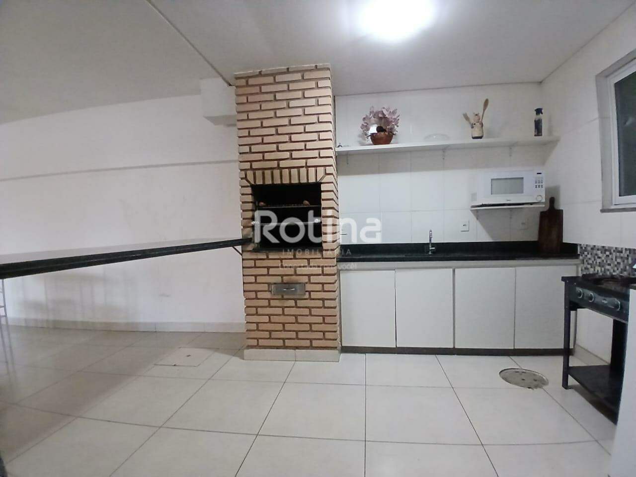 Apartamento para alugar, 2 quartos em Uberlândia no bairro Marta Helena no valor de R$ 1.600,00 - Rotina Imobiliária: 