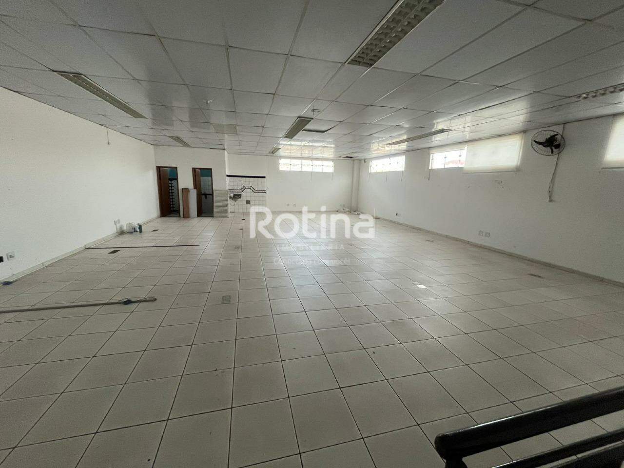Loja para alugar, em Uberlândia no bairro Nossa Senhora Aparecida no valor de R$ 18.000,00 - Rotina Imobiliária: 