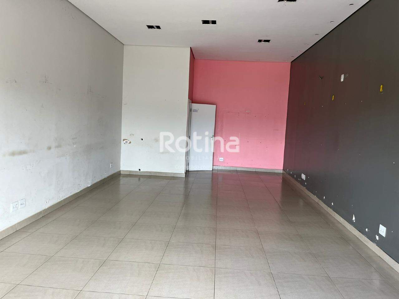 Loja para alugar, em Uberlândia no bairro Shopping Park no valor de R$ 2.500,00 - Rotina Imobiliária: 
