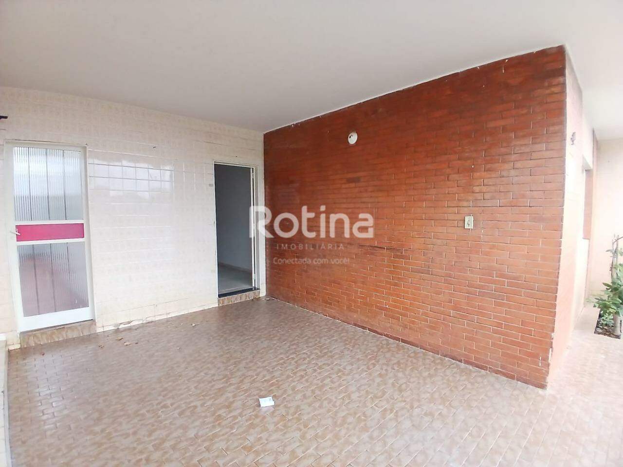 Casa para alugar, 2 quartos em Uberlândia no bairro Brasil no valor de R$ 1.600,00 - Rotina Imobiliária: 