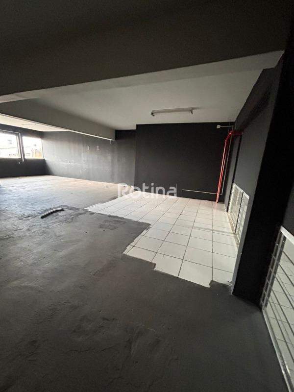 Loja para alugar, em Uberlândia no bairro Brasil no valor de R$ 4.500,00 - Rotina Imobiliária: 