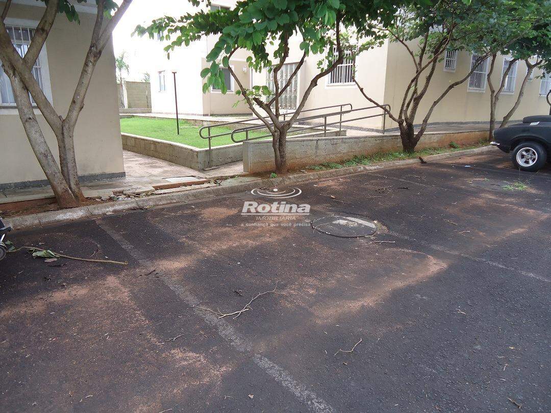 Apartamento para alugar, 2 quartos em Uberlândia no bairro Shopping Park no valor de R$ 1.000,00 - Rotina Imobiliária: 