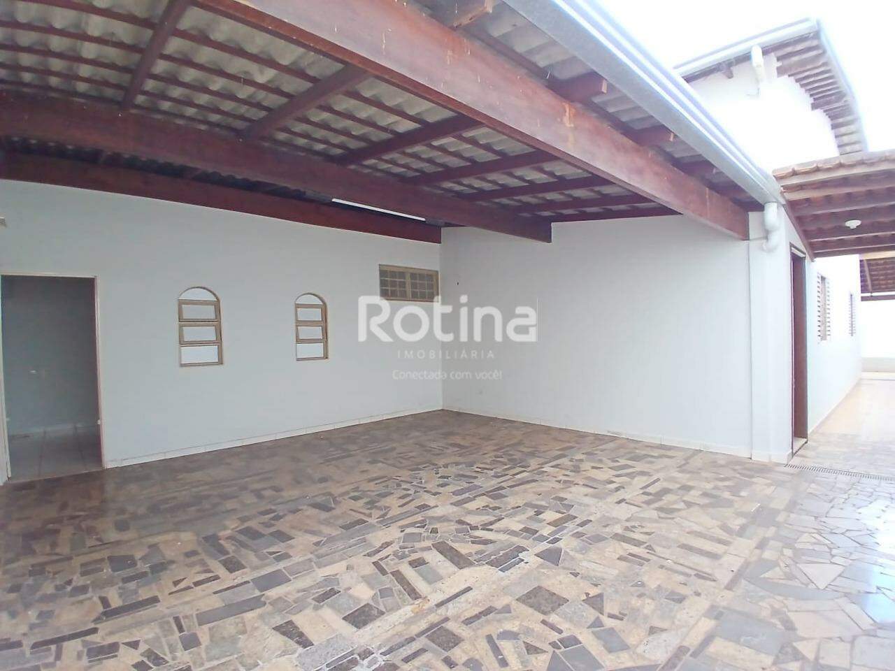 Casa para alugar, 3 quartos em Uberlândia no bairro Jardim Brasília no valor de R$ 2.100,00 - Rotina Imobiliária: 
