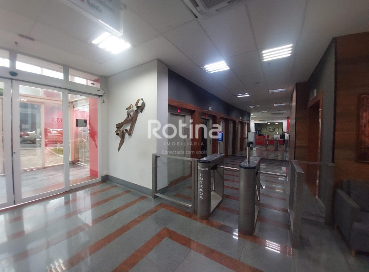 Sala para alugar, em Uberlândia no bairro Brasil no valor de R$ 2.500,00 - Rotina Imobiliária: 