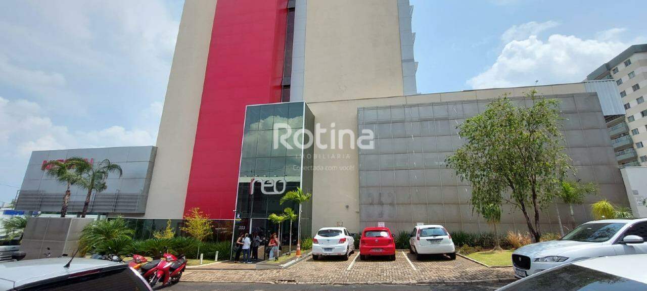 Sala para alugar, em Uberlândia no bairro Brasil no valor de R$ 2.500,00 - Rotina Imobiliária: 