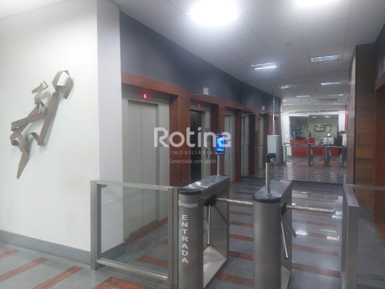 Sala para alugar, em Uberlândia no bairro Brasil no valor de R$ 2.500,00 - Rotina Imobiliária: 