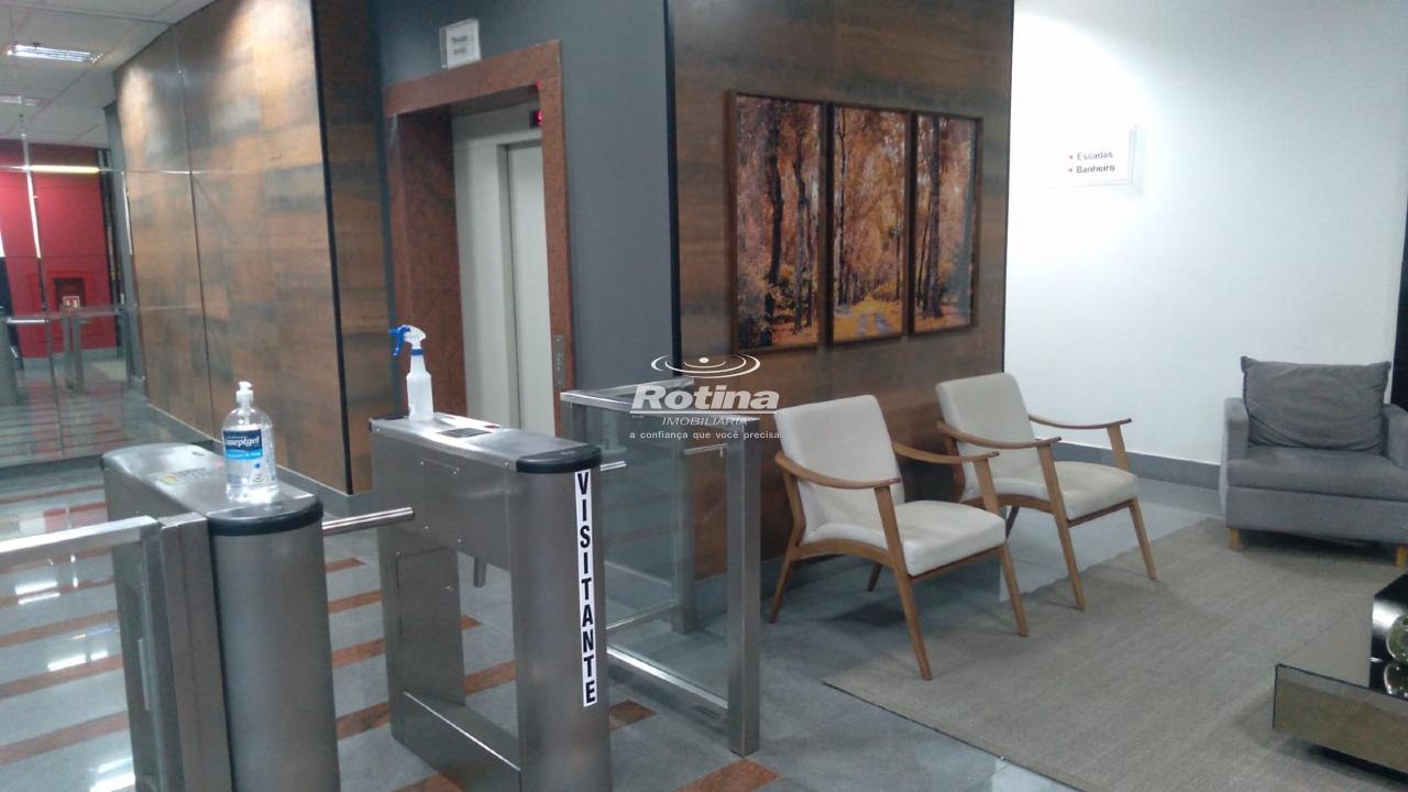 Sala para alugar, em Uberlândia no bairro Brasil no valor de R$ 2.200,00 - Rotina Imobiliária: 